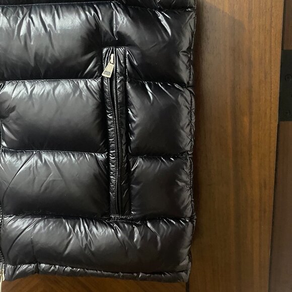 Unisex Tricolor Hood Moncler Black Puffer Vest - Picture 6 of 13